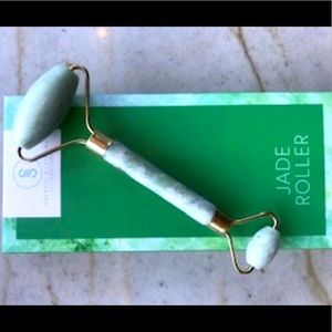 SOLD Sherrie Matthews Acupuncture Jade Roller
